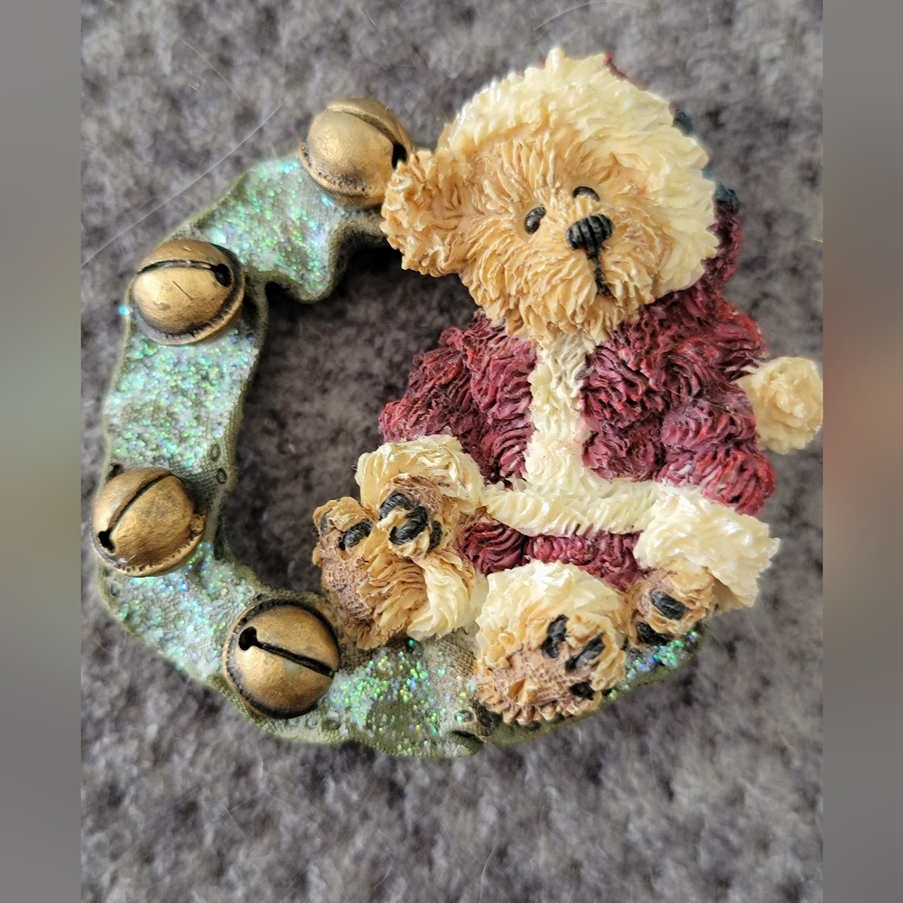 Adorable Bear Wreath with Golden Bells